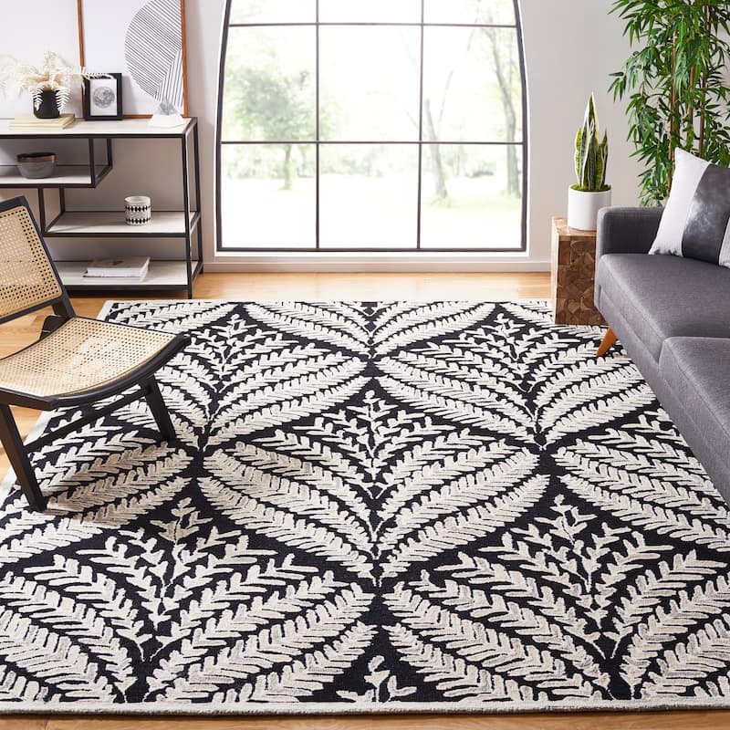 SAFAVIEH Handmade Capri Ilianka Wool Rug - 11' x 15' - Black/Ivory