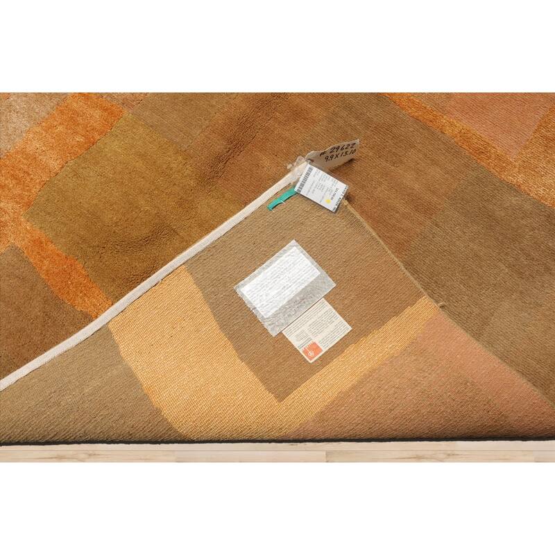 9'9''x13'10" Rose Tibetan Wool Traditional Hand Knotted Oriental Rug - 9' 9'' x 13' 10''