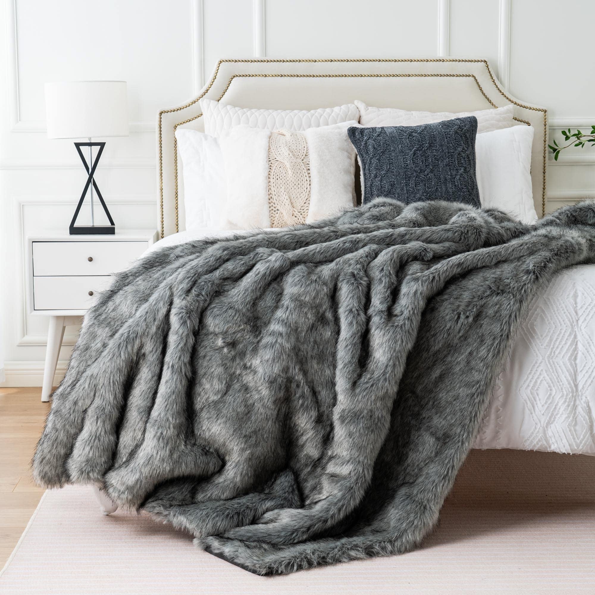 Large Faux Fur Throw Blanket for Bed, Sofa, Couch, Chair, Thick