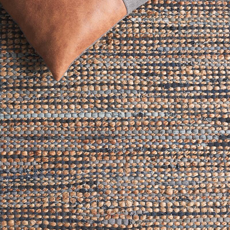 SAFAVIEH Handmade Cape Matsje Cod Denim & Jute Rug