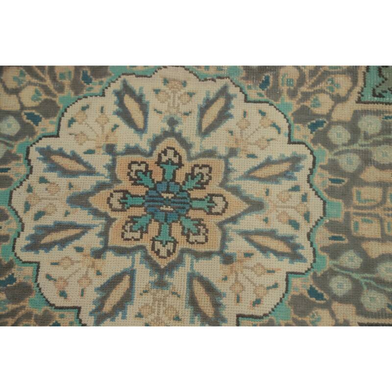 Hand Knotted Oriental 100% Wool Carpet Traditional Floral Green Tabriz Area Rug - 9' 8'' X 6' 7''