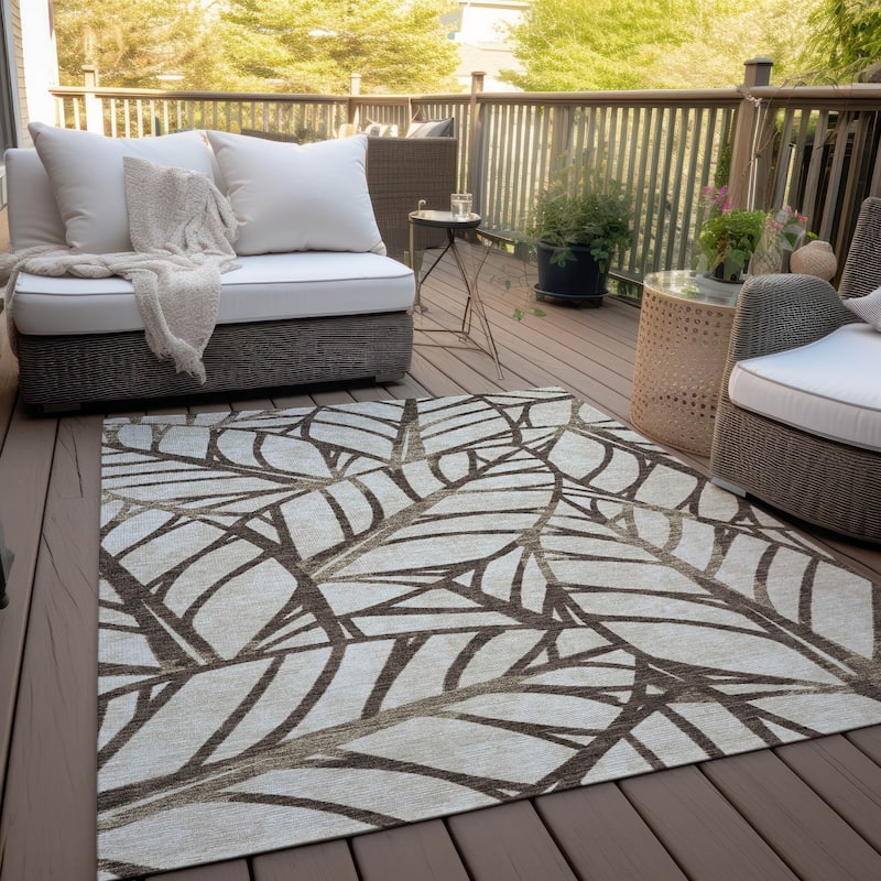 Machine Washable Indoor/ Outdoor Chantille Modern Palm Rug