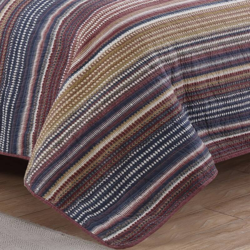 Estate Collection Taj Quilt Set