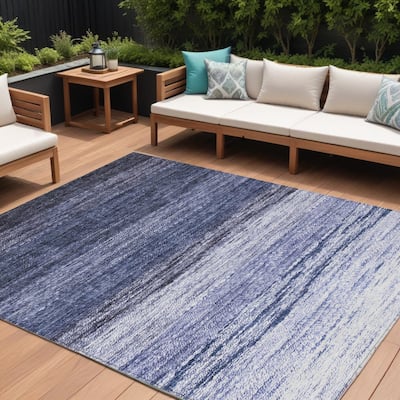 HomeRoots Ombre Transitional Rectangle Outdoor Rug