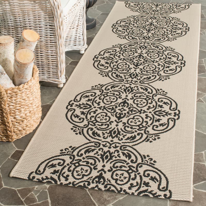 Martha Stewart by SAFAVIEH Topiary Signet Indoor/ Outdoor Waterproof Rug
