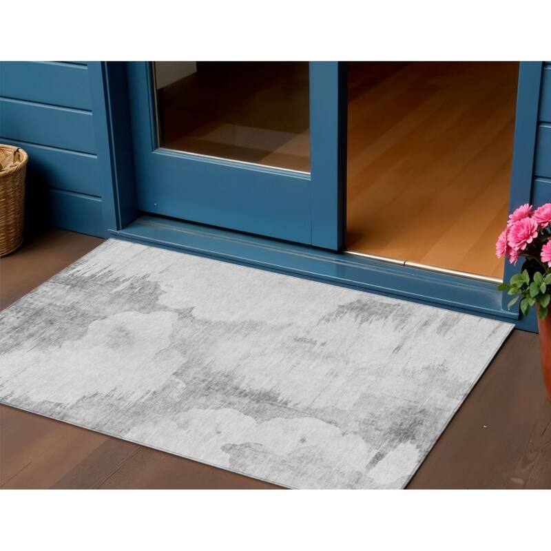 HomeRoots Abstract Transitional Rectangle Outdoor Rug - 3' x 5'
