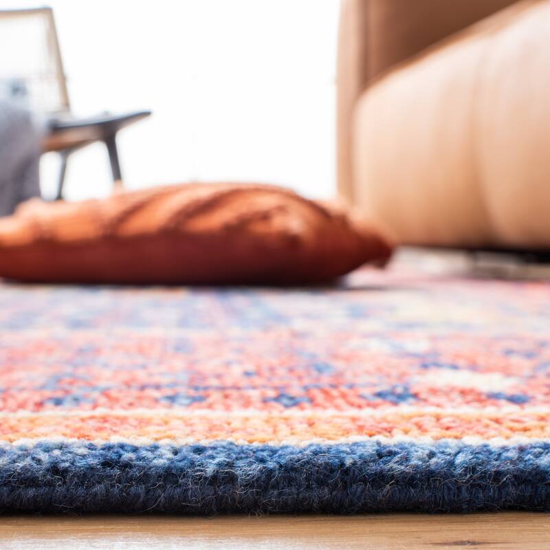SAFAVIEH Hand-Knotted Samarkand Irmelie Traditional Wool Rug