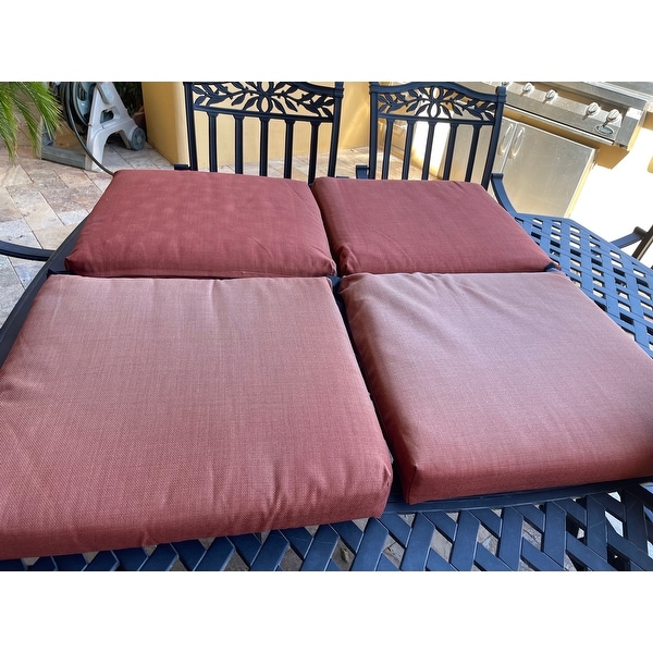 NWT Indoor/Outdoor Chair Pads with Dogwood Flowers and Solid Black 4 Pack 