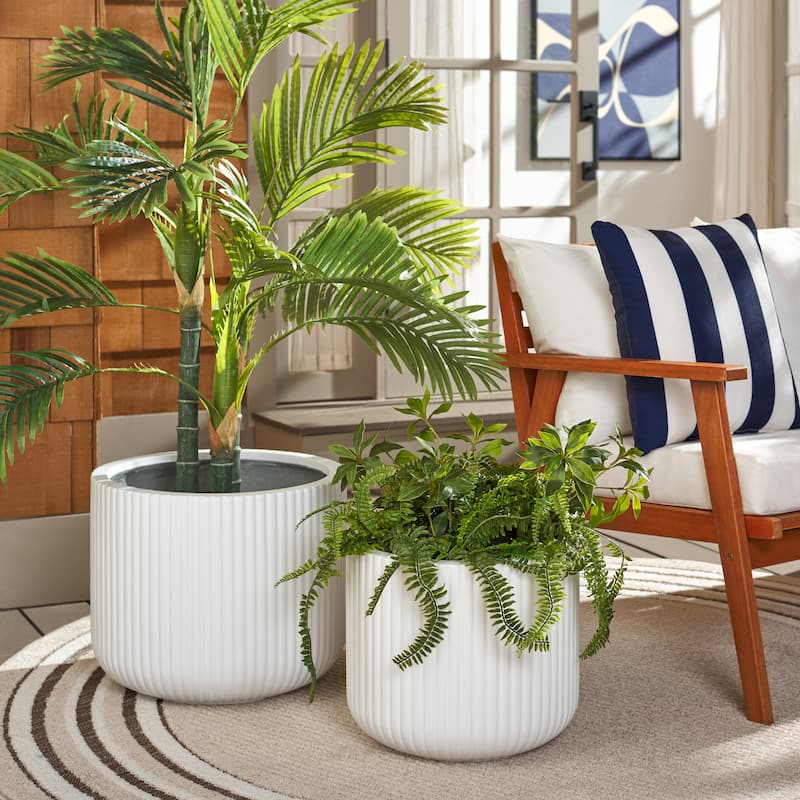 SAFAVIEH Outdoor Living Lucca Planter Pot [SET of 2] - 18"W x 18"D x 15"H - White