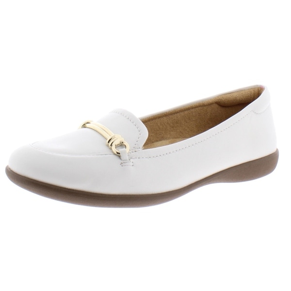 naturalizer moccasins