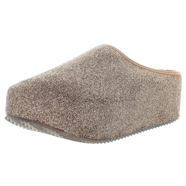 volatile clogs