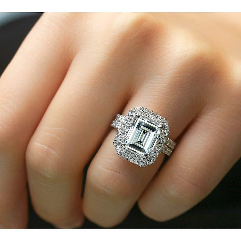 Annello by Kobelli 14K Gold Forever One Moissanite Emerald Double Halo Bridal Set (DEF/VS, GH/I)