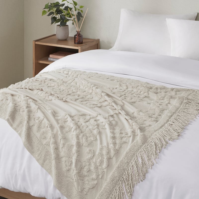 Madison Park Mila 100-percent Cotton Tufted Chenille Lightweight Throw With Fringe Tassel
