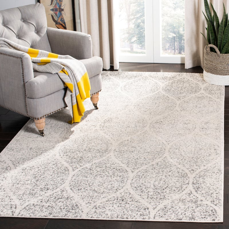 SAFAVIEH Madison Gesa Boho Chic Ogee Trellis Rug - 8' x 10' - Ivory/Silver