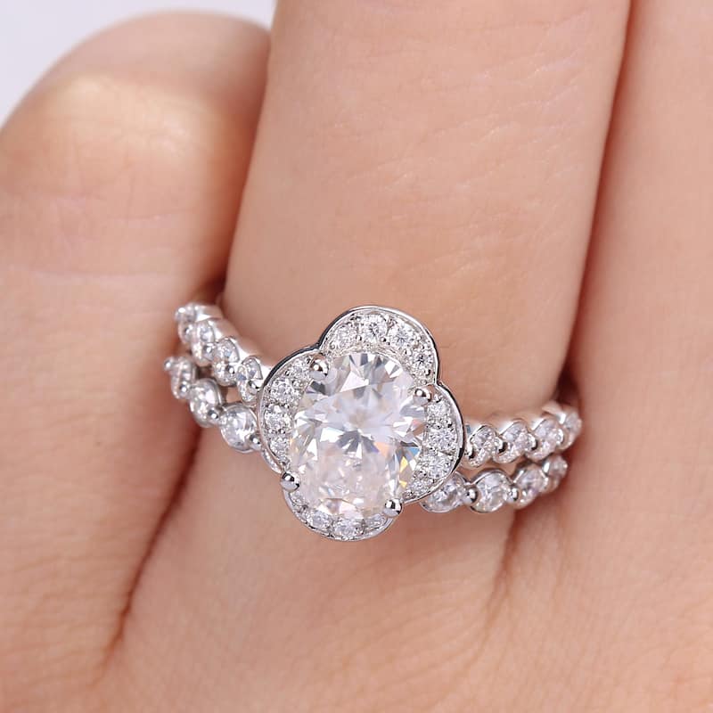 Miadora 1 7/8ct DEW Oval-cut Moissanite Floral Halo Bridal Ring Set in Sterling Silver