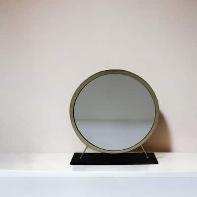 HomeRoots 19" Brass Round Metal Framed Freestanding Mirror - 19' X '19' X '4