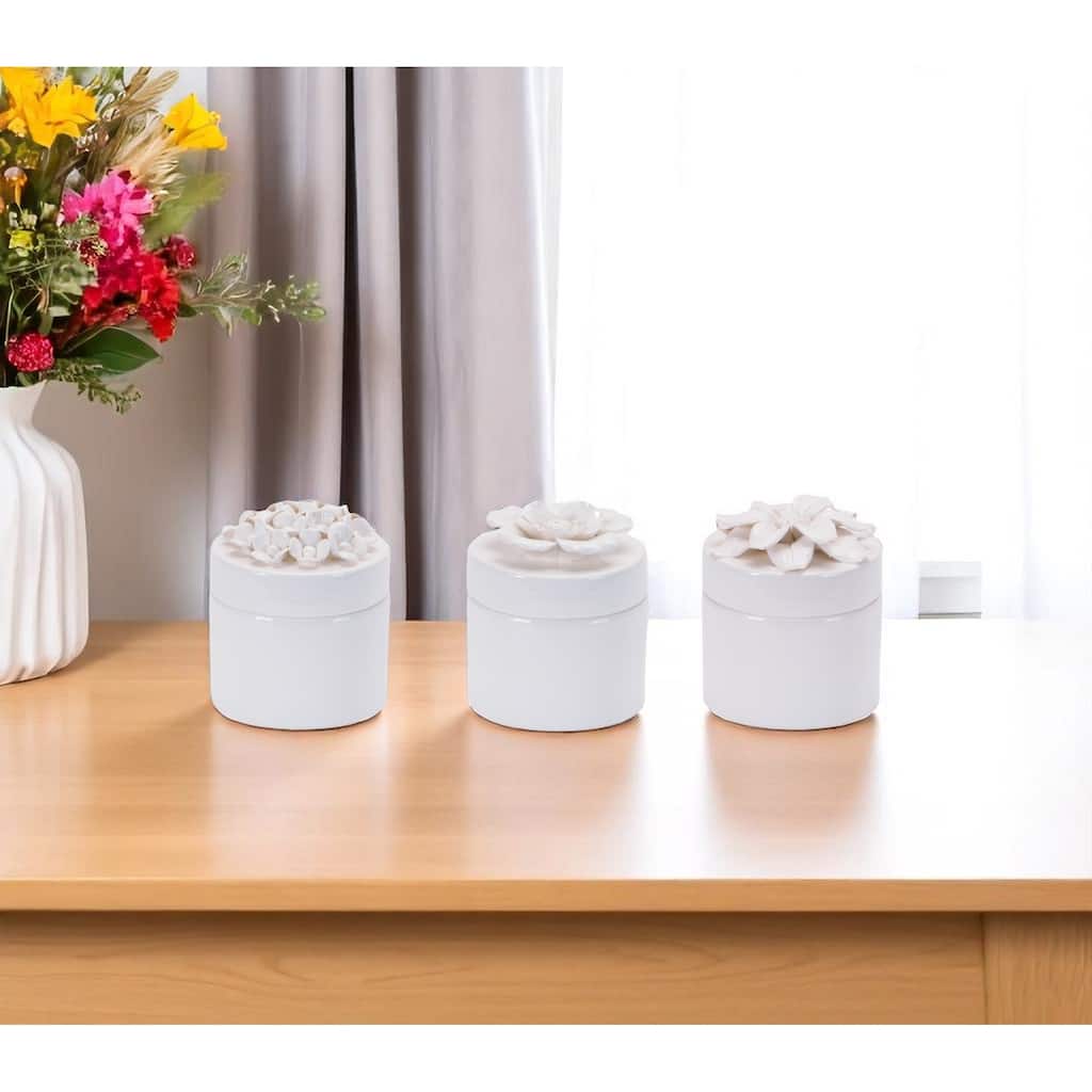 HomeRoots Set of Three White Ceramic Flowers Decorative Keepsake Boxes - 4 in. x 4.5 in. x 4 in.