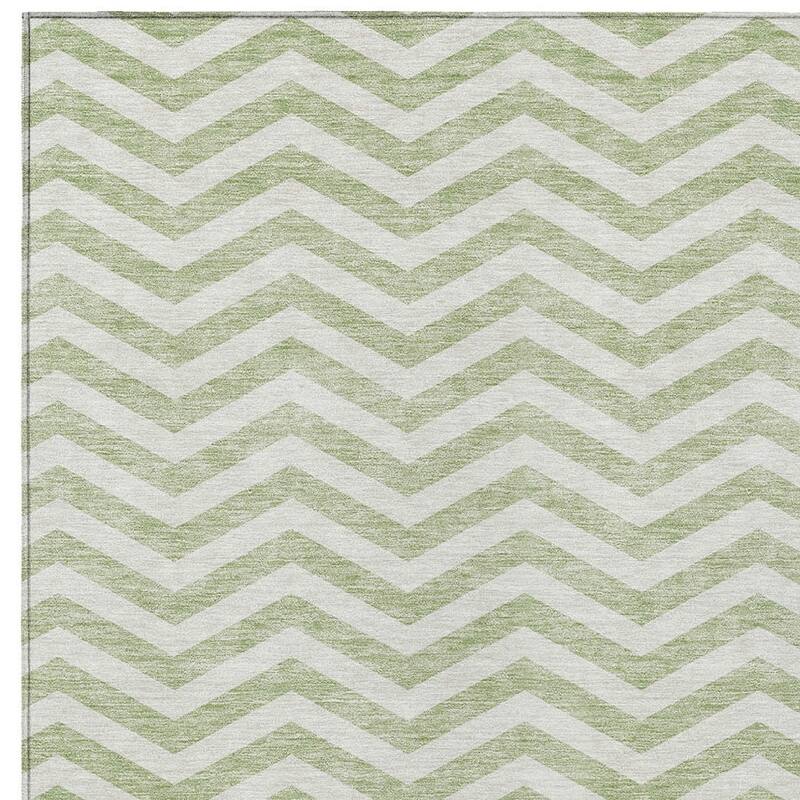 HomeRoots Chevron Transitional Rectangle Outdoor Rug