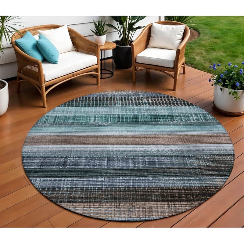 HomeRoots Striped Transitional Rectangle Outdoor Rug - 8' Round