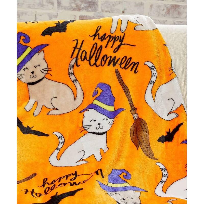 Décor&More Happy Halloween Microplush Throw Blanket (50" x 60") - Spooky Cats