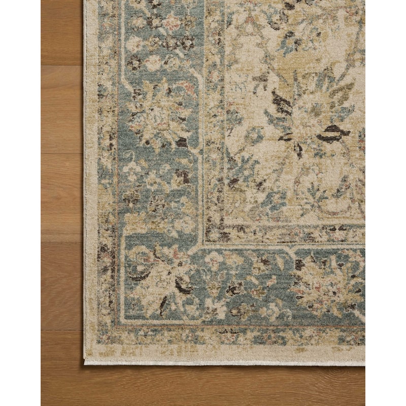 Alexander Home Bessera Traditional Area Rug