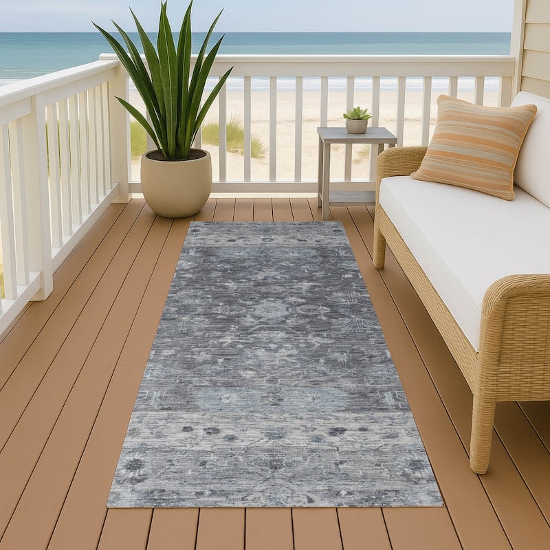 Machine Washable Indoor/ Outdoor Traditional Border Chantille Rug - Gray - 2'3" x 7'6"