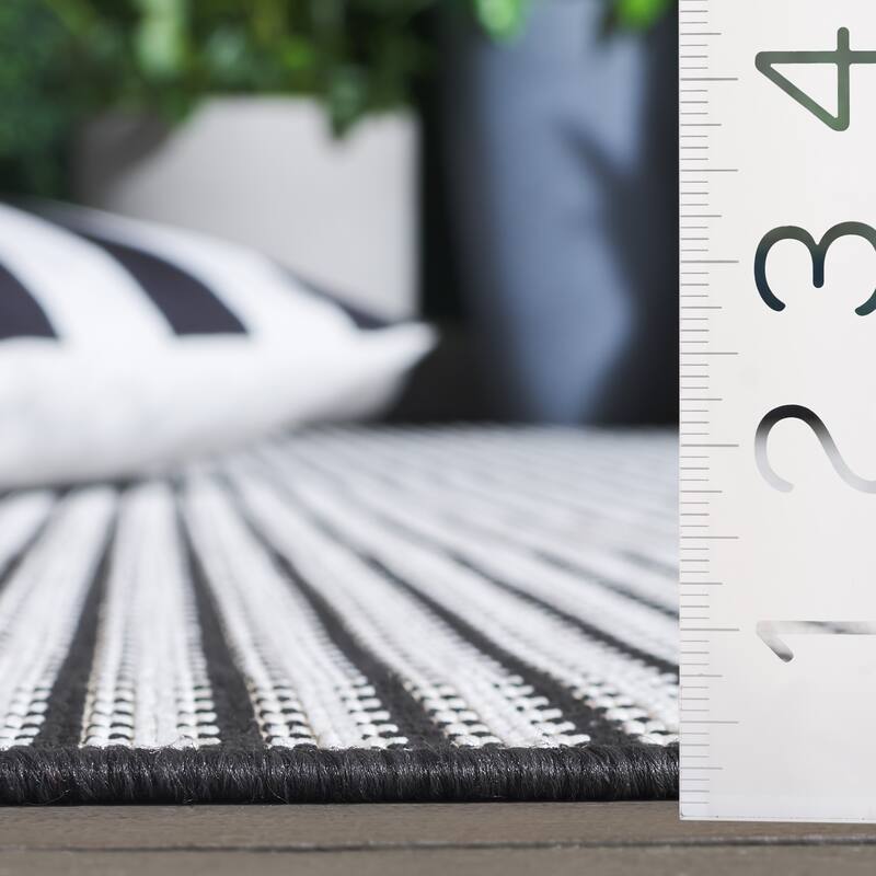 SAFAVIEH Terrace Ribana Indoor/Outdoor Washable Backyard Patio Rug