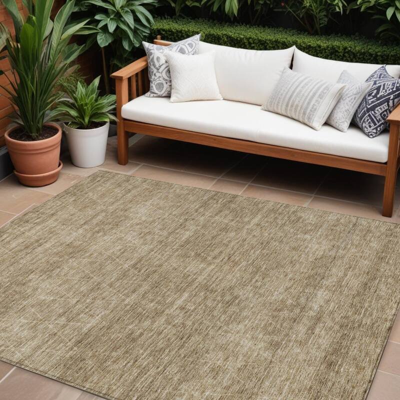HomeRoots Geometric Transitional Rectangle Outdoor Rug - 10' X 14'