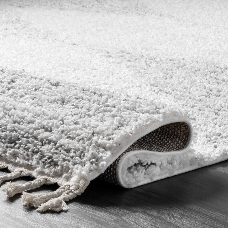 Nuloom Denton Diamond Shag Tassel Area Rug
