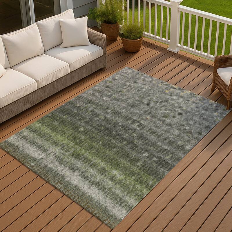 Machine Washable Indoor/ Outdoor Abstract Ombre Chantille Rug - Olive - 3' x 5'