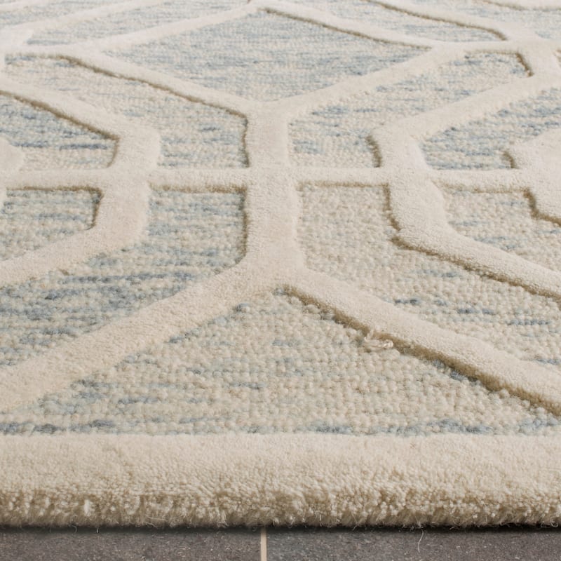 SAFAVIEH Handmade Cambridge Irmelinde Modern Wool Rug