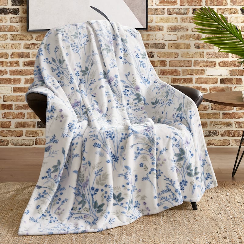 Lucky Brand Wild Flower Blankets Plush
