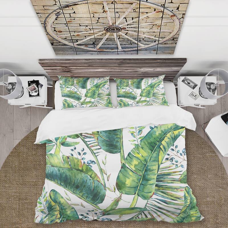 Designart 'Vintage Pattern Of Banana Leaves' Lake House Duvet Cover Set