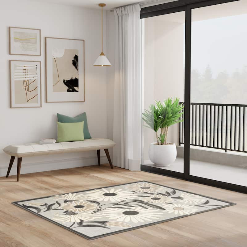 Nourison Alice Indoor/Outdoor Floral Area Rug.