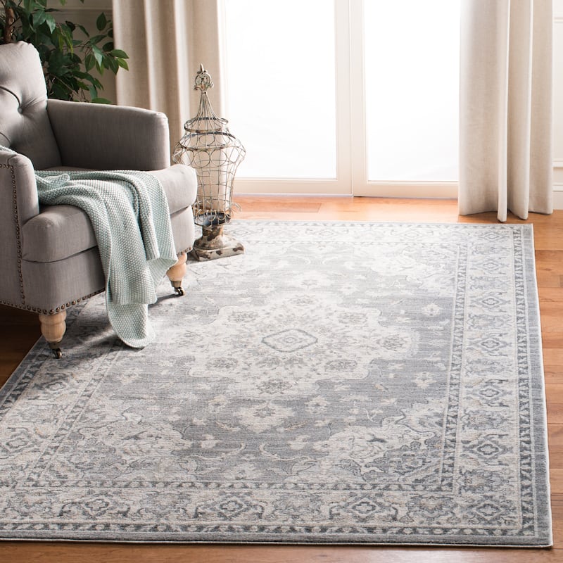 SAFAVIEH Isabella Kristy Vintage Oriental Rug - 3' x 5' - Grey/Light Grey