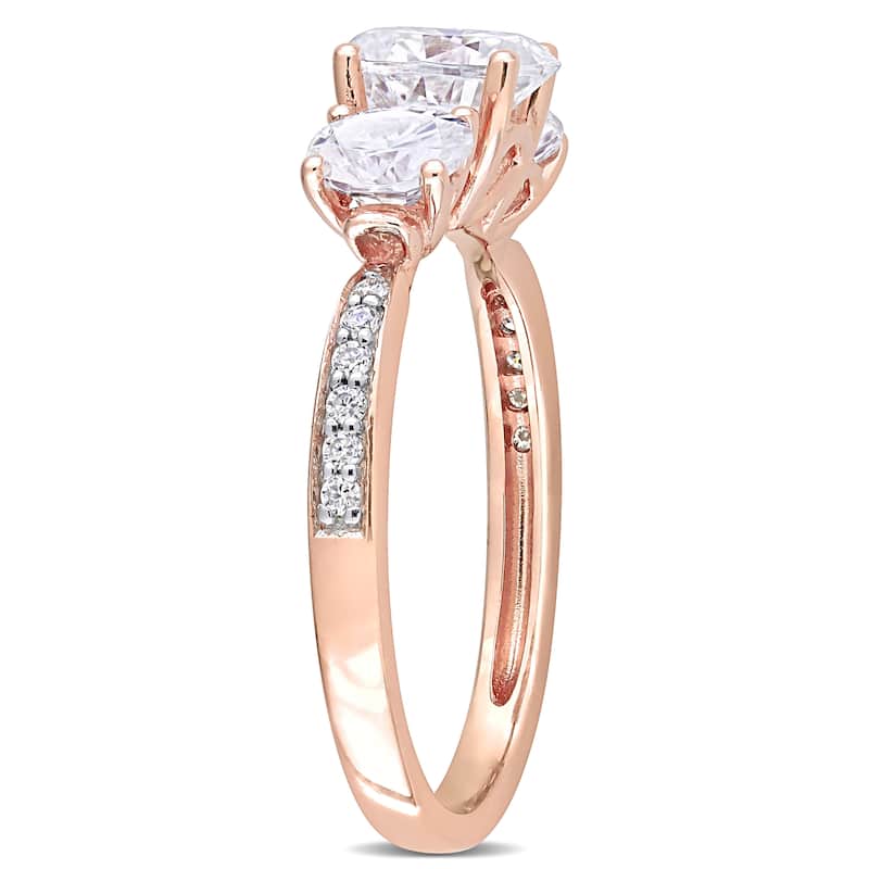 Miadora 1 4/5ct DEW Moissanite 3-Stone Engagement Ring in 10k Rose Gold