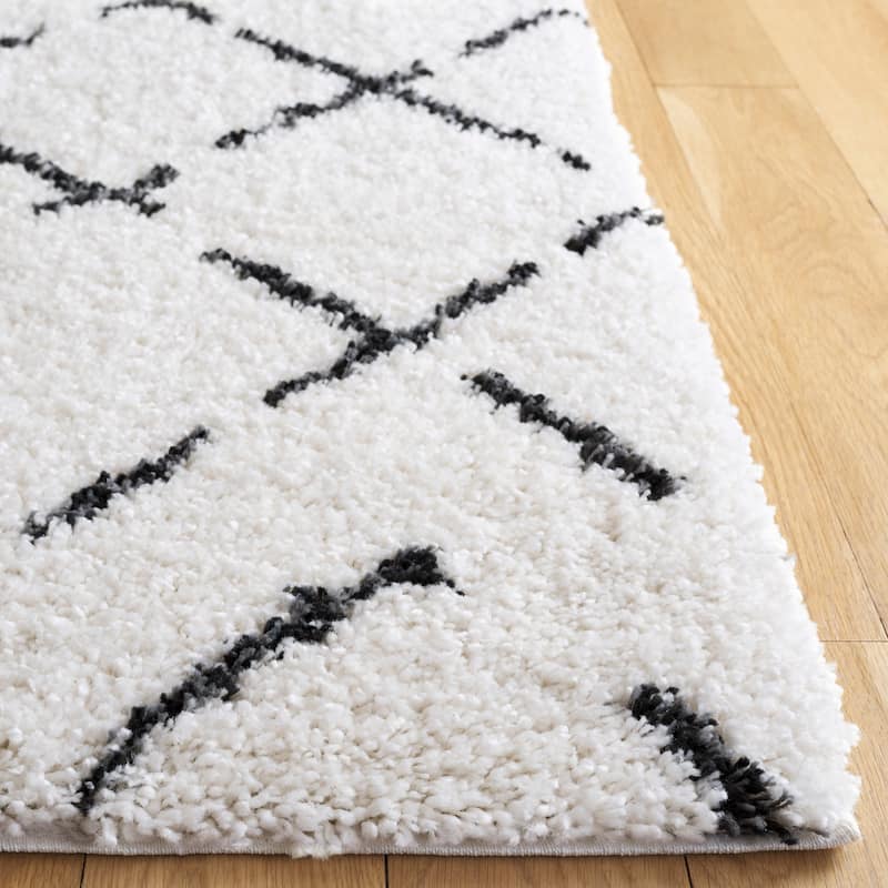 SAFAVIEH Arizona Shag Ghinwa 1.2-inch Thick Rug