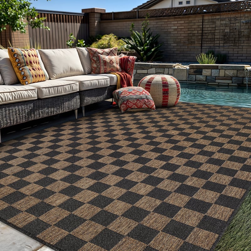 World Rug Gallery Checkered Indoor/Outdoor Flat Woven Area Rug - 5' x 7' - Dark Gray
