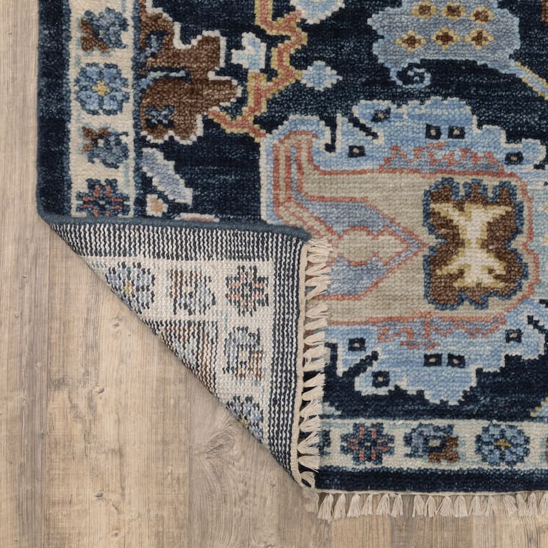 Maylin Traditional Oriental Navy/ Multi Area Rug