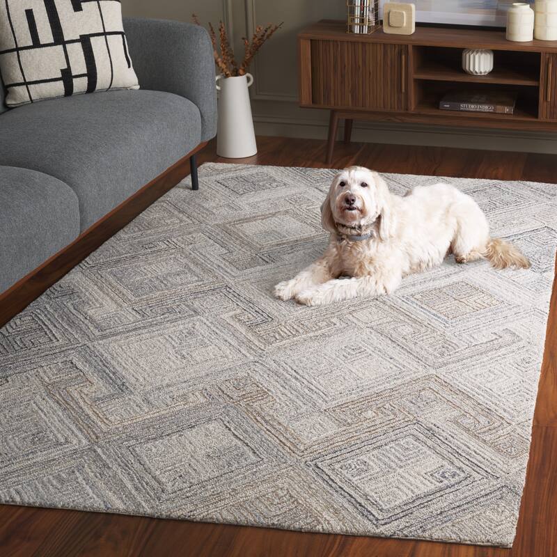 SAFAVIEH Handmade Micro-Loop Marinela Geometric Wool Rug