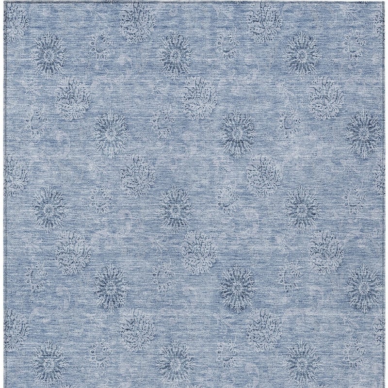 HomeRoots Floral Transitional Rectangle Outdoor Rug