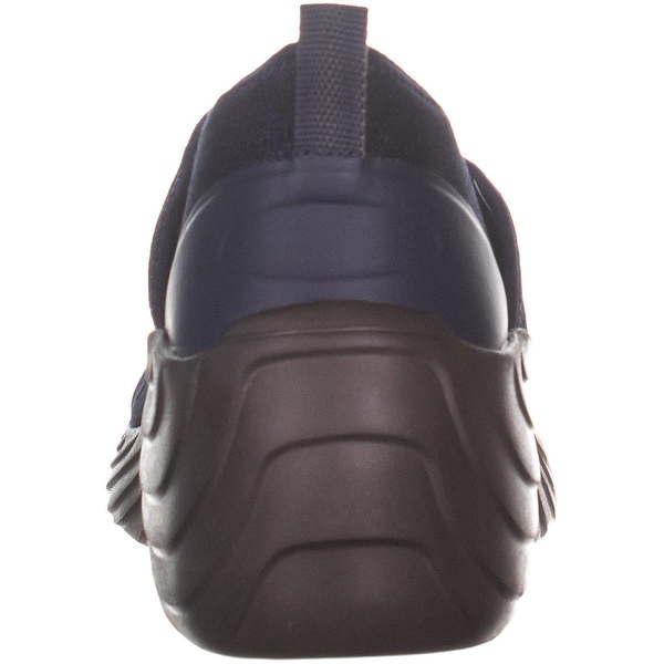 bzees zsa zsa slip on