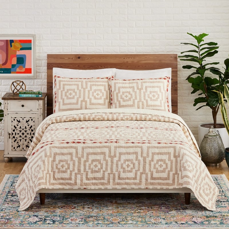 Hypnotic Cream 3-Piece Quilt Set by Jungalow - King