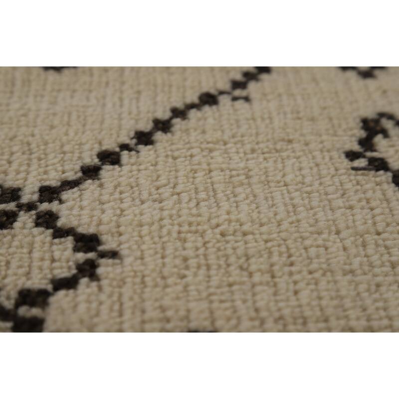 Trellis Moroccan Indian Area Rug Hand-Knotted Wool Carpet - 5'5" x 7'9"