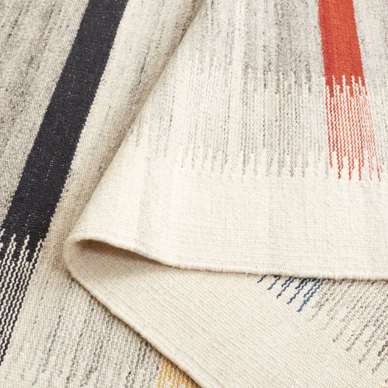 SAFAVIEH Handmade Kilim Quyen Boho Stripe Wool Rug
