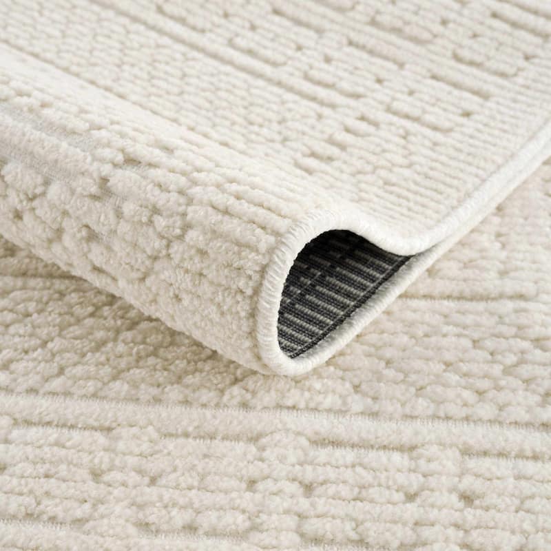 Hauteloom Bahar Living Room, Bedroom Machine Washable Area Rug - White, Off White - 2' x 2'10"