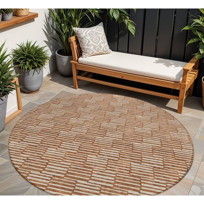 HomeRoots Geometric Transitional Rectangle Outdoor Rug - 8' Round