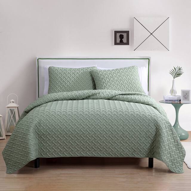 VCNY Nina Embossed Quilt Set - Twin - Green