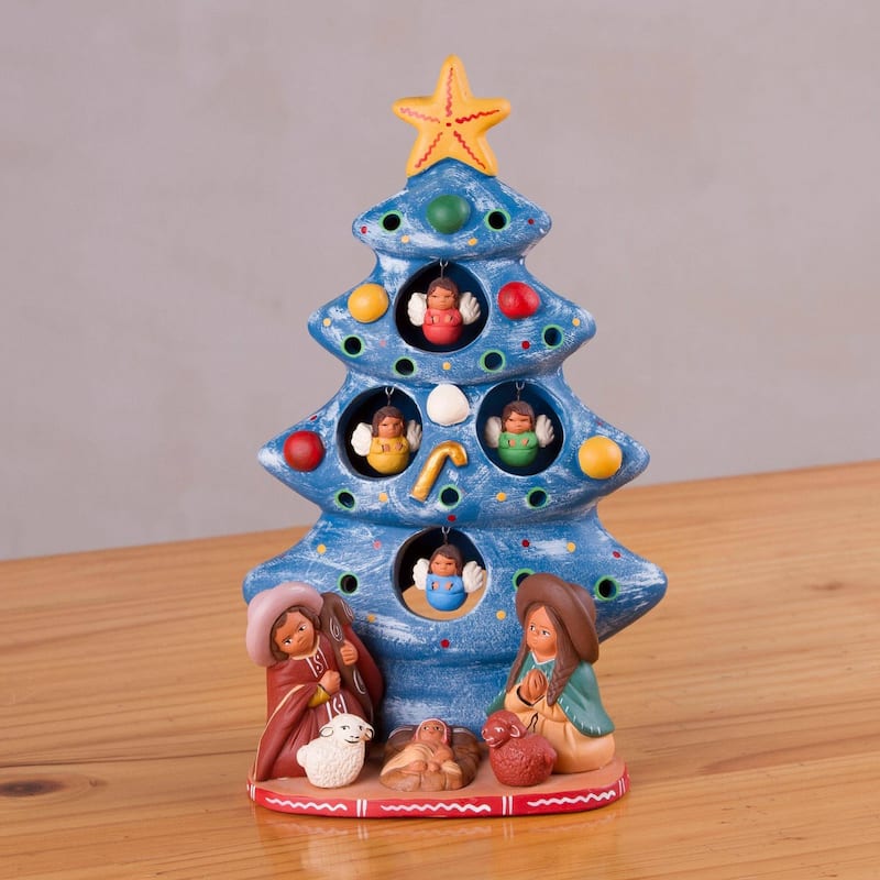 Handmade Ceramic nativity sculpture (Peru)