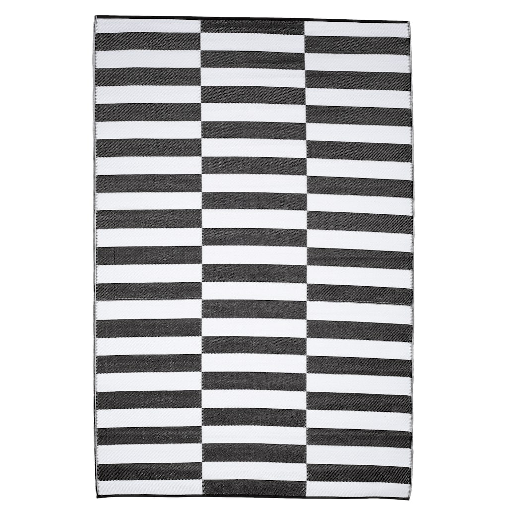 6' x 9' Indoor Outdoor Black White Block Reversible Plastic Rug - Big
